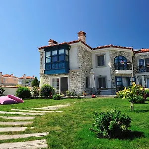 4* Konukevi Sultan Butik