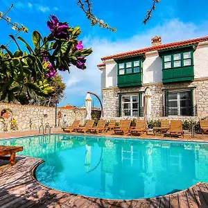 3* Oda ve Kahvaltı Boreas